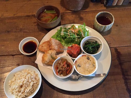 vegetarian lunch set at Locomani in Shizuoka