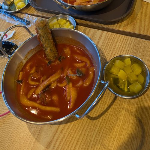 tteokbokki without fishcakes & kimmari & pickled radish at Sucheol's Deep Fried Jumbo Shrimps in Incheon