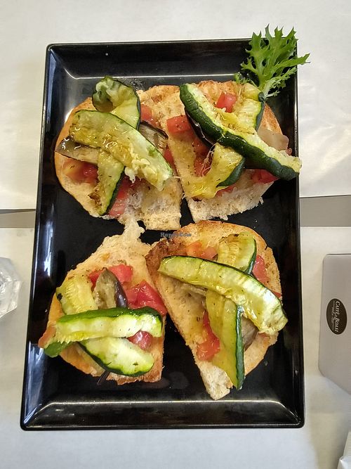 Leckere vegane Bruscettas 😁 at La Beffa in Varazze