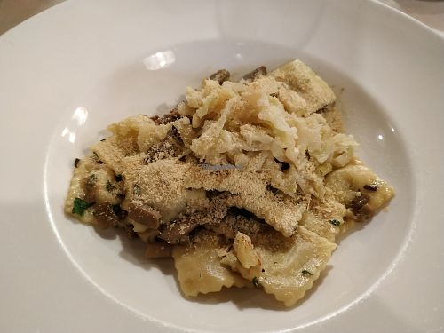 Ravioli filled with smoked cashew cheese at La Lanterna in Verona