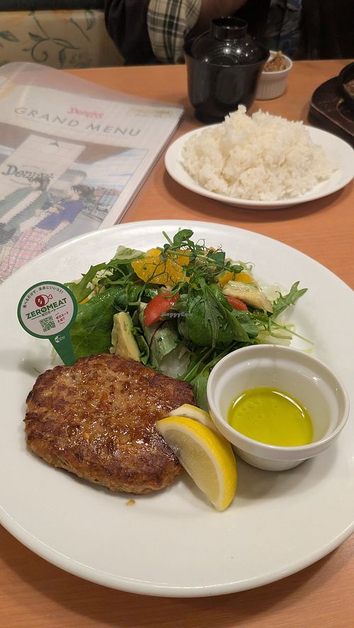  at Denny's in Yokosuka