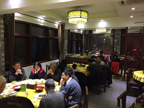 upstairs at NénGrén Zhāi Guǎn 能仁斋馆 in Guilin