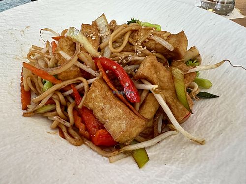 Gebratene Soba Nudeln mit Tofu  at Dōzo  in Bamberg