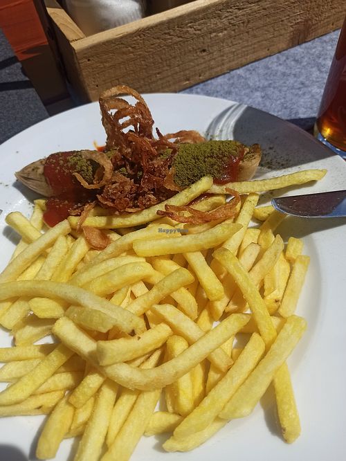 Vegane Currywurst at Sonnenalm in Garmisch-partenkirchen