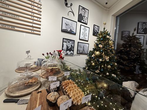 inside #Veganuary at Coffee & Cakes - Warmoesstraat in Amsterdam