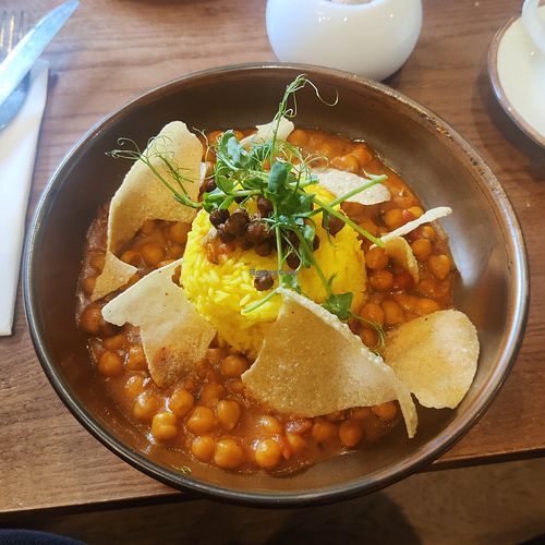"aubergine and chickpea curry" at The Royal Oak in Welshpool