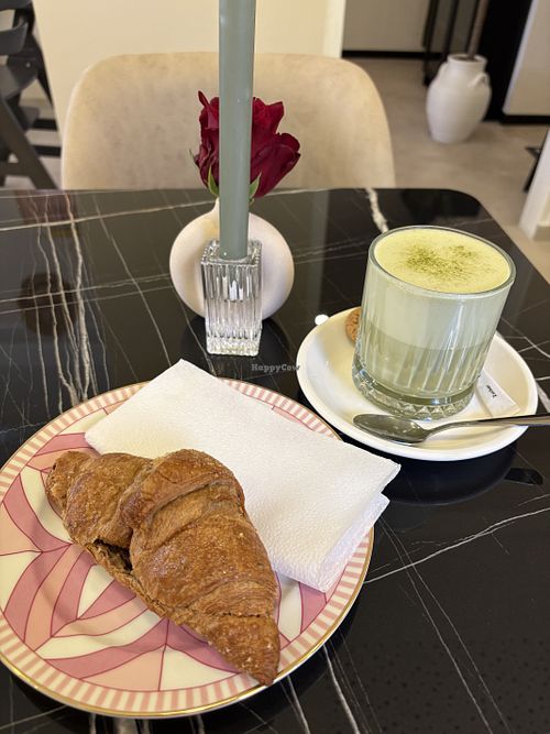 Nuvola Caf Munich Coffee Tea HappyCow Nuvola Caf Munich Coffee Tea HappyCow