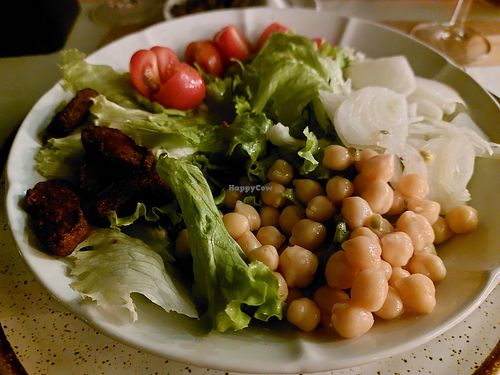 Salada césar vegan at Inova Beach in Azurara