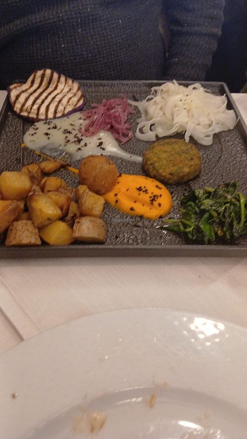 Antipasto misto vegan at Da Gio in Reggio Calabria