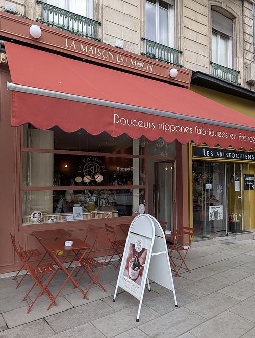 view from the street at La Maison du Mochi in Lyon