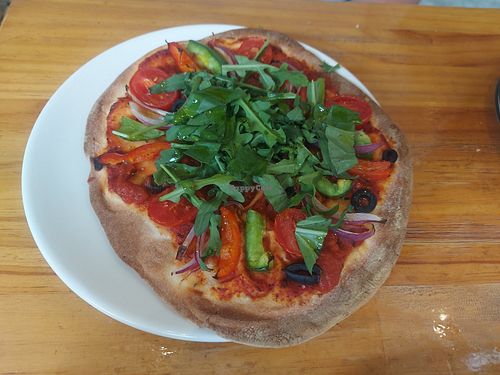 Veggie pizza at Island Table Grocer Cafe in New Territories