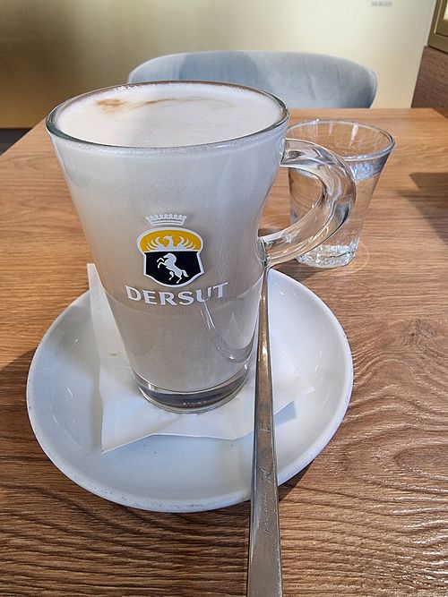 Plant-milk café latte at Bottega del Caffè Dersut in Venice