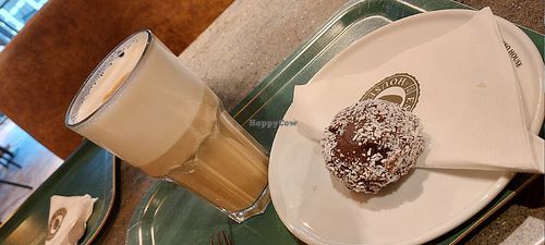 Soja-Latte mit süßem Snack at Espresso House - Kornmarkt in Gottingen