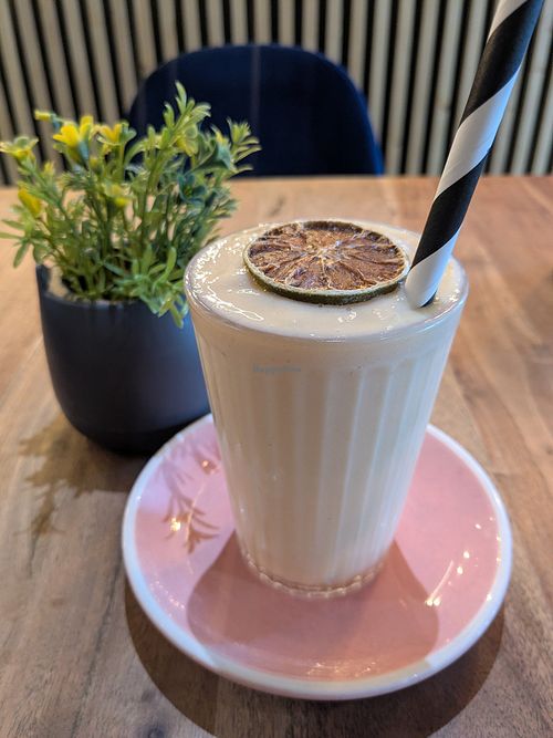 Pineapple smoothie at La Cultural Brunch Vigo  in Vigo