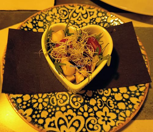 Vegan amuse-bouche at Viana Barcelona in Barcelona