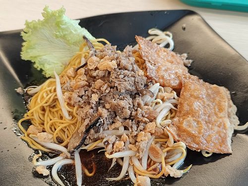 Dry toss  noodles 干捞面 at Nature Vegetarian Delights 大自然素食餐馆 - Bukit Batok in West Singapore