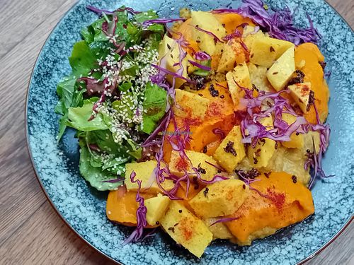  at Ravaz in Saint Denis