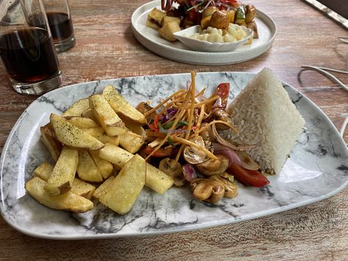 Vegan Saltado  at KAYMANKA - Centenario de Machu Picchu in Aguas Calientes