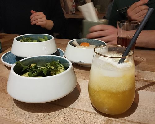 Starters and Tropical Coco Iced Tea at NaiNai Bao in Cologne