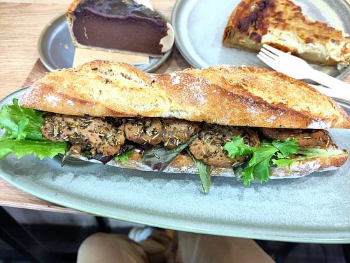 Farmer's sandwich at Land & Monkeys in Bordeaux