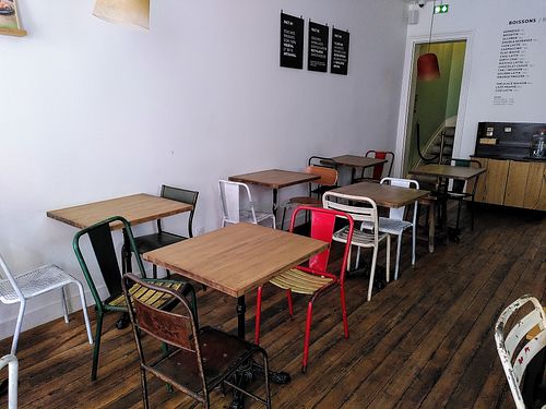 Eat-in space at Land & Monkeys in Bordeaux