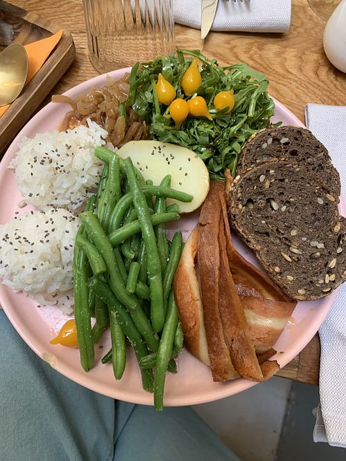 The adaptation of the vegetarian dish  at La Théothèque in Aix-les-bains