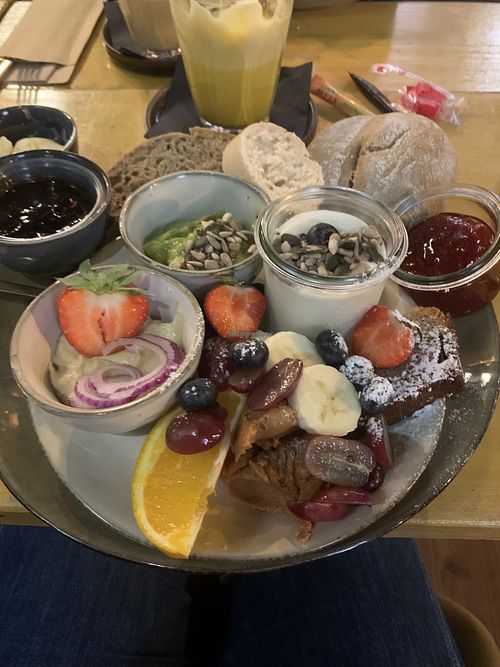 Ontbijt formule met de vegan opties   at Expo & Kafie  in Oostende