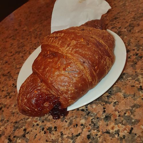 Brioche con marmellata at Pasticceria Bar Cioccolateria Gelateria Eporedia in Bologna