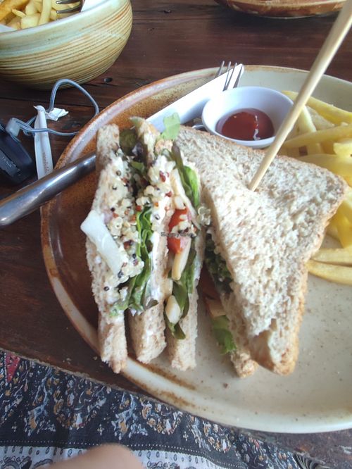 Vegan sandwich (mushrooms, quinoa, tomato, lettuce) at Bay View Cafe in Phang Nga