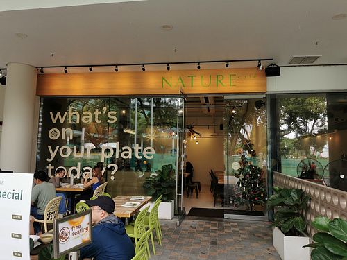 Front of the cafe at Nature Cafe - SMU - 自然疏食 in Central Singapore