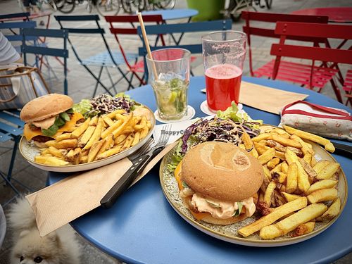 Veganer Burger  at La Dame Jeanne in Metz