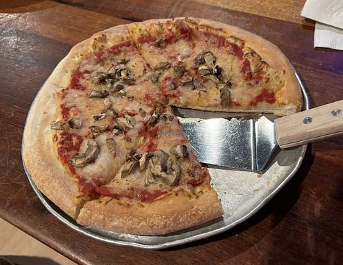 10-inch pizza with vegan cheese and mushrooms   at UnCommon Pizza in Lititz