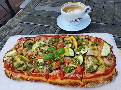 Vegane Pinsa at LAUBLE coffee catering - Coffee Bar in Munich