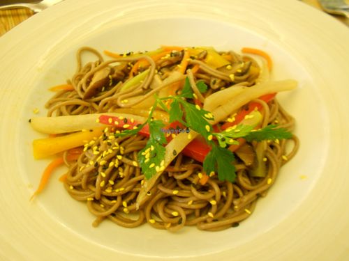 Our favorite dish : Buckwheat noodles, only 3.50 euros ! 
:-)delicious at Cafe Ukrop II in St Petersburg