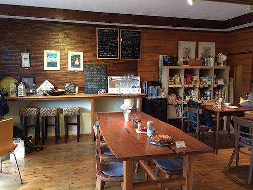 relaxed atmosphere at Cafe Topinambour in Tokyo