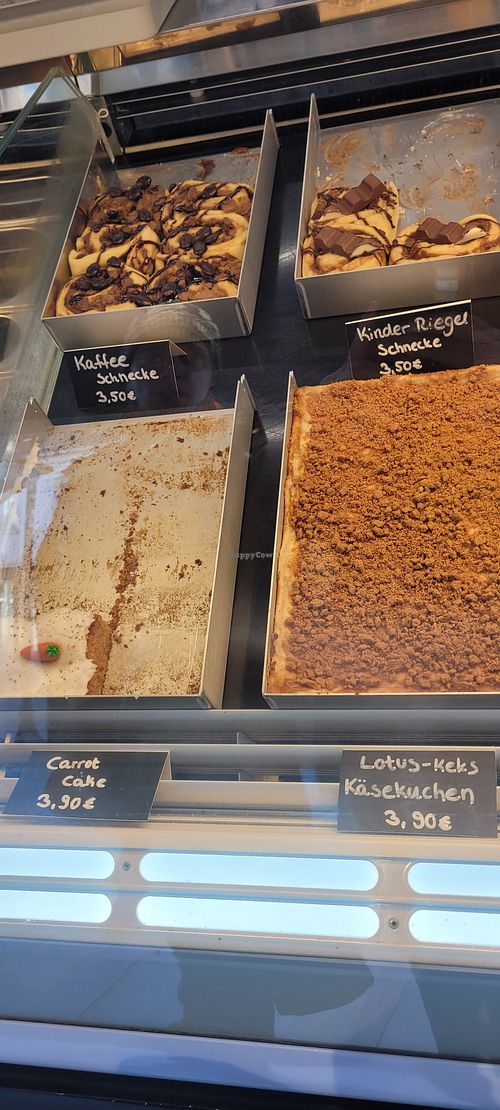 Vegane Kuchen (außer Kinderriegel) at Flying Donuts in Saarbrucken