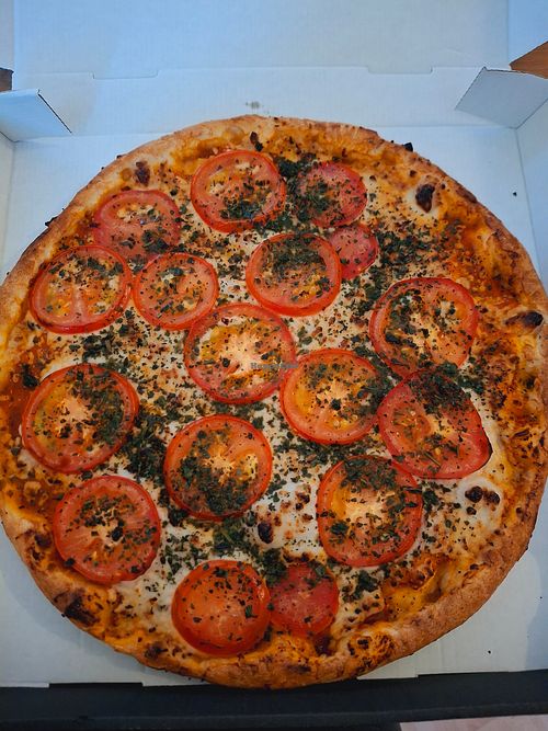 Pizza Napoli Vegan at Pizza Mafia in Trier