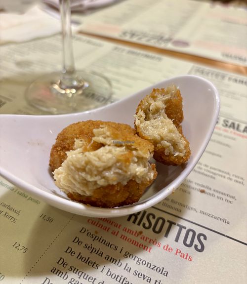 Croquetas veganas 1,8€ each nov/2024  at El Racó de Sarrià in Barcelona