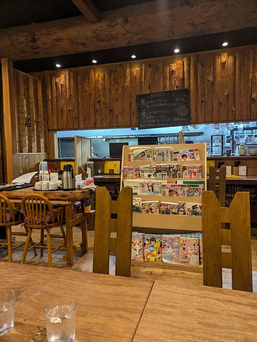 Cozy at Yosshi Seisakusho Ramen - よっしー製作所 in Komatsu