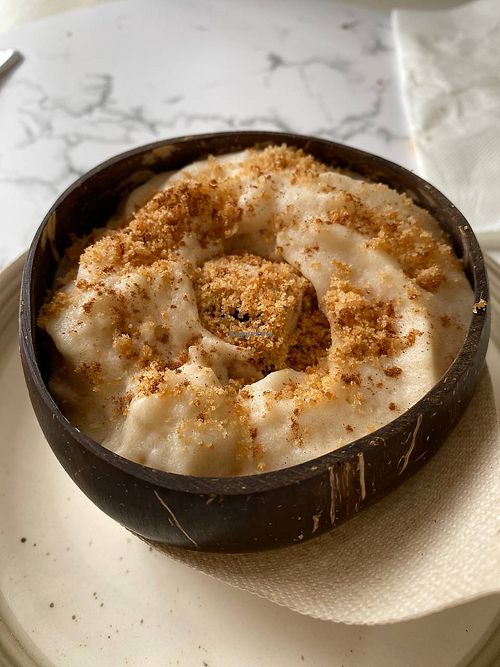 Spuma di mela con gelato alla nocciola  at Taberna Gula in A Guarda