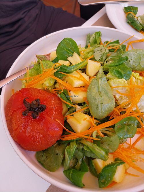 Ensalada at Taberna Gula in A Guarda