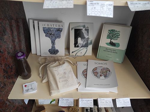 Books at Coop99 Cooperativa Integral do Porto  in Porto