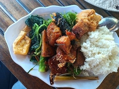  at Quan Chay Dam in Hoi An