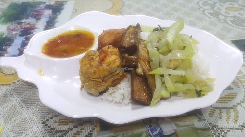 Platter at Quan Chay Dam in Hoi An