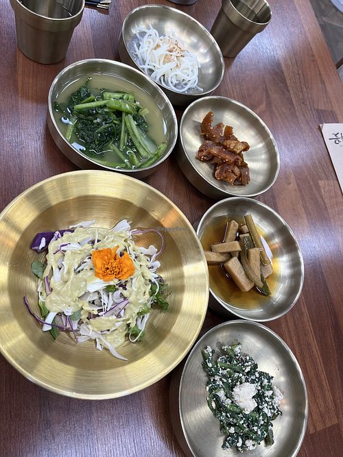 Banchan veganos  at Green Gram Flower in Jeonju