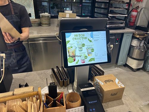 Front counter  at Kürtősh  in West End