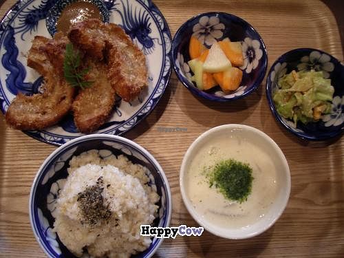 Lunch set at Poleyale in Tokyo