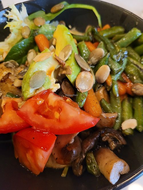 Vegetarian bowl at Paradizo in Chernivtsi