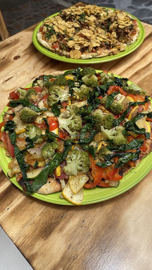 Pizzas Artesanales, Lasaña, tamal, Chow Mein y mucho más completamente fresco 😋 at ANRAG Casa Cultural  in Bogota