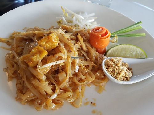 Pad Thai, little small and oily at Satdha Plant Based Thai Kitchen in Santa Monica